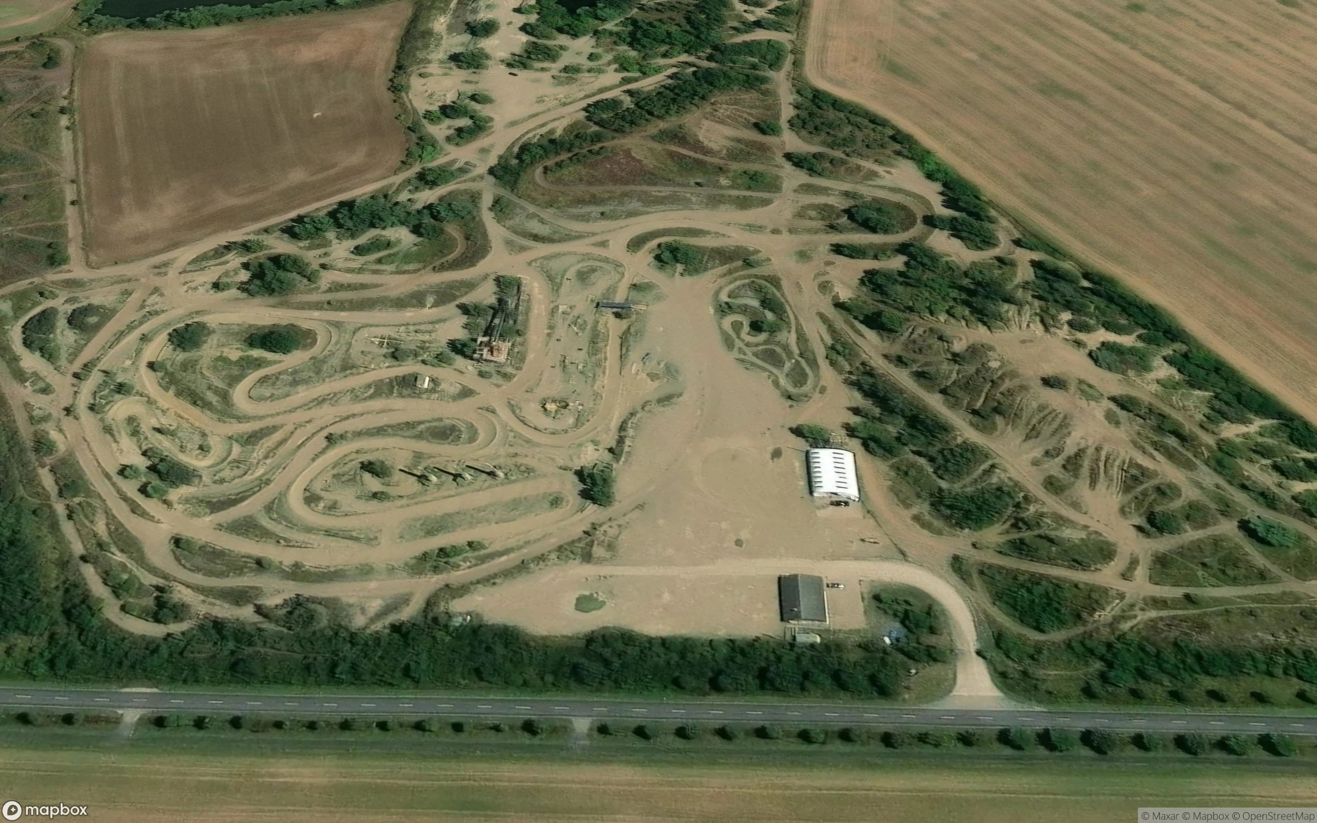 AREA 39, Armin Schwarz driving center- Gröningen Motokrosová trať